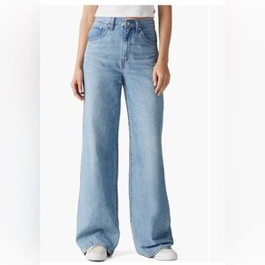 Levi's Light Blue Flare Women's Jeans